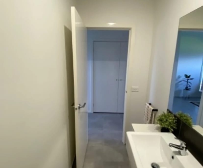 $200, Share-house, 3 bathrooms, Truganina VIC 3029