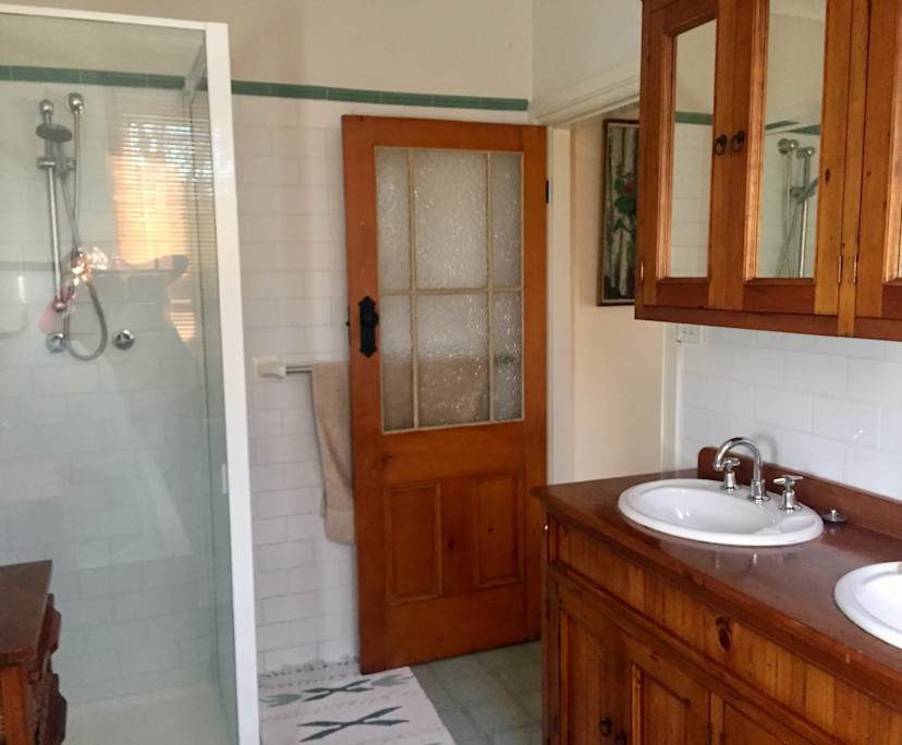 $320, Share-house, 3 bathrooms, Dulwich Hill NSW 2203