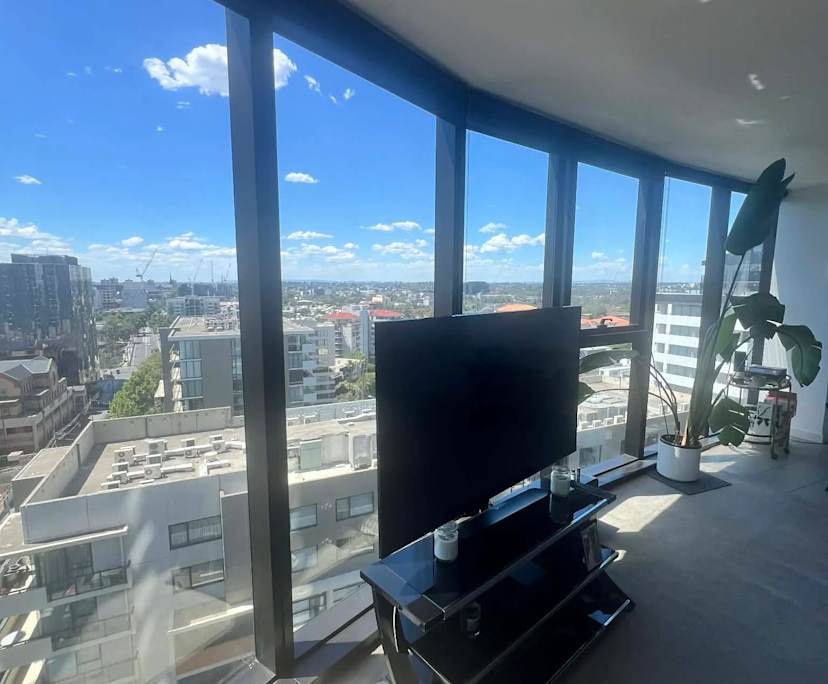 $680, 1-bed, 1 bathroom, South Yarra VIC 3141