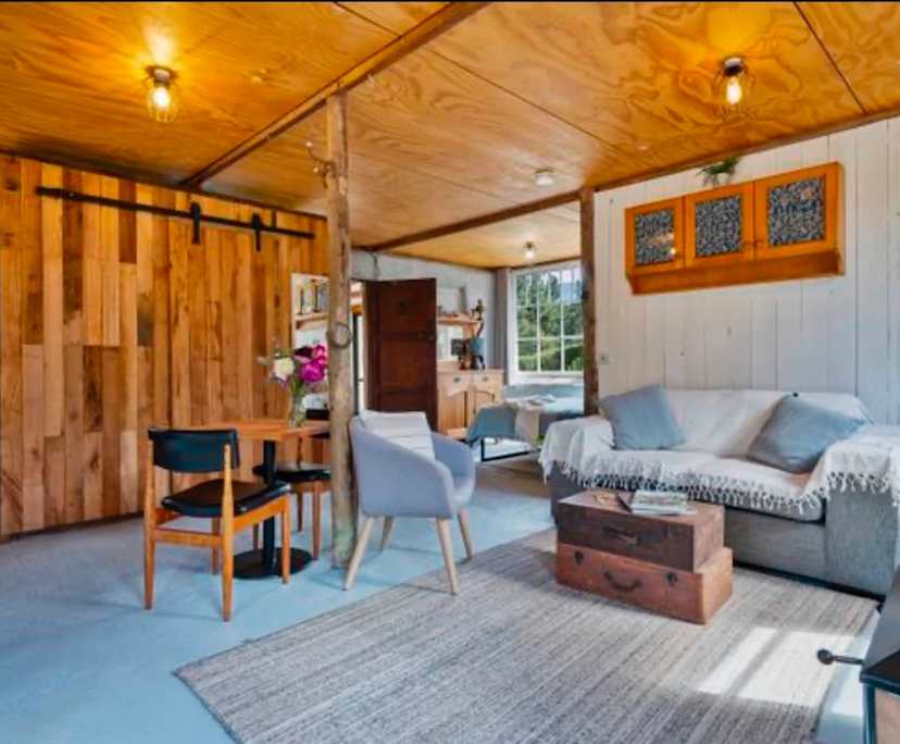Room studio flat for rent