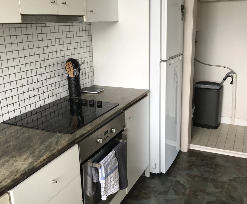 Furnished room in a flatshare