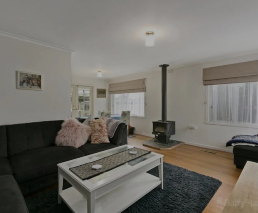 Room in a share house