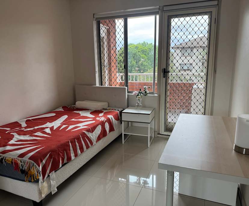 $300, Flatshare, 2 bathrooms, Penshurst NSW 2222
