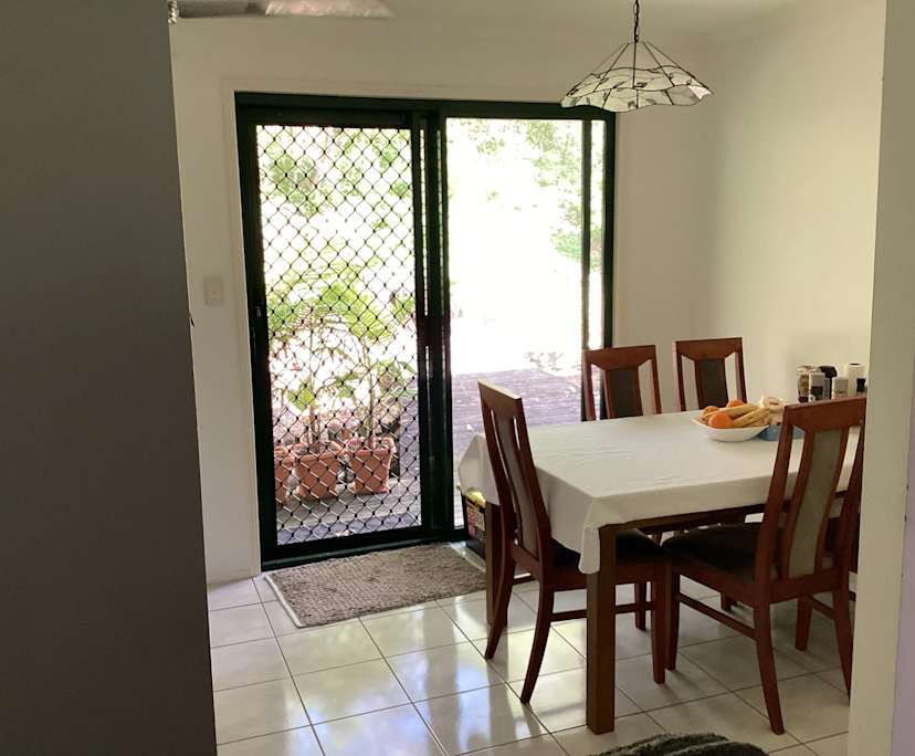 $300, Share-house, 3 bathrooms, Cannonvale QLD 4802