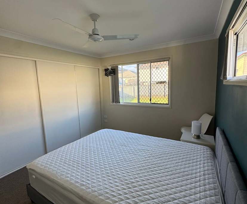$350, Share-house, 4 bathrooms, Redbank Plains QLD 4301