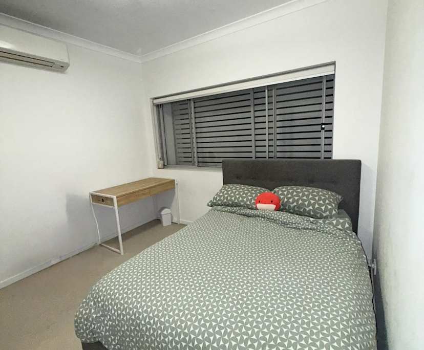 $330, Flatshare, 2 bathrooms, Chermside QLD 4032