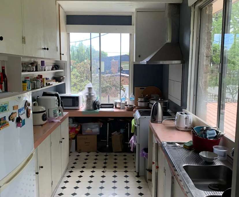 $175, Share-house, 3 bathrooms, Sandy Bay TAS 7005