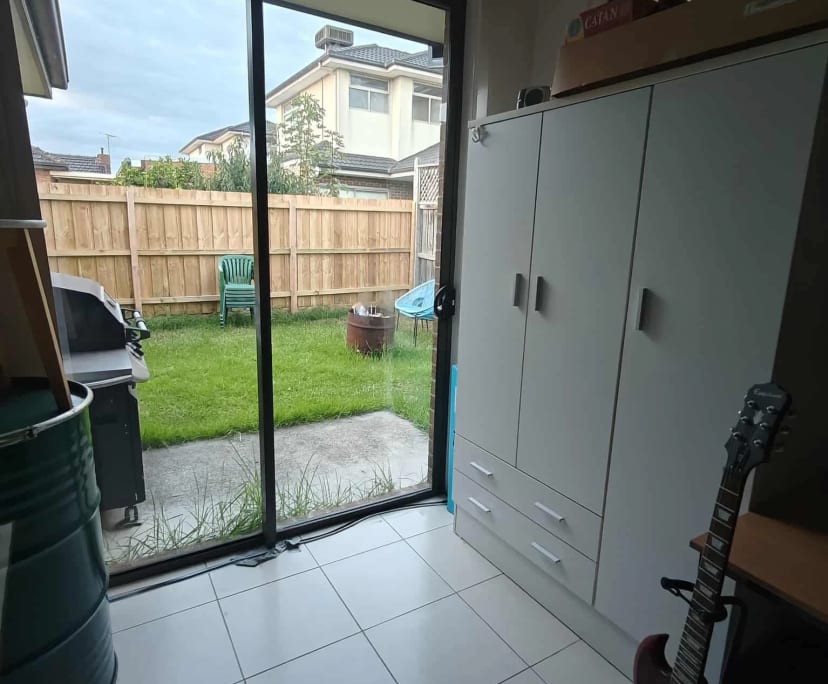 Unfurnished room in a share house
