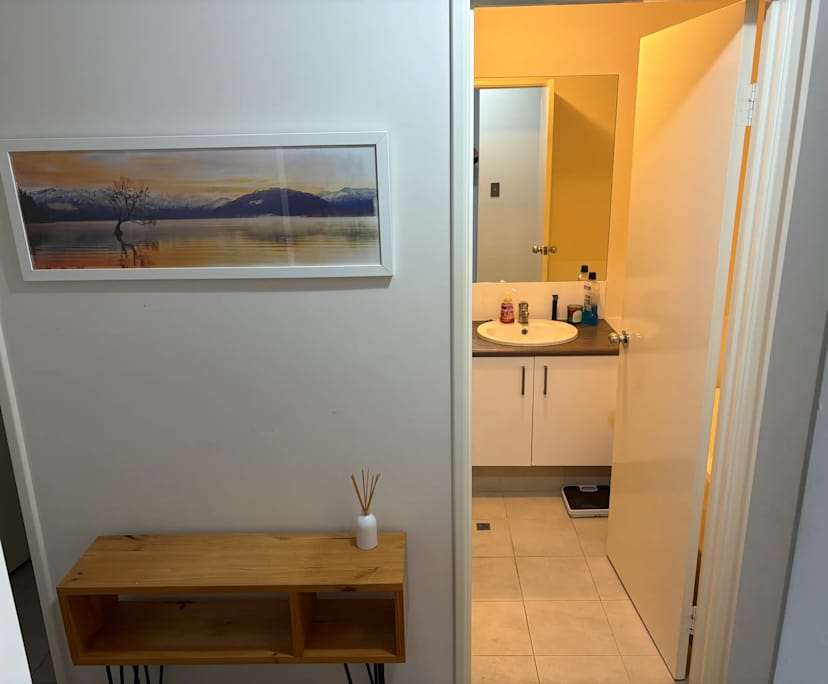 Room in a share house