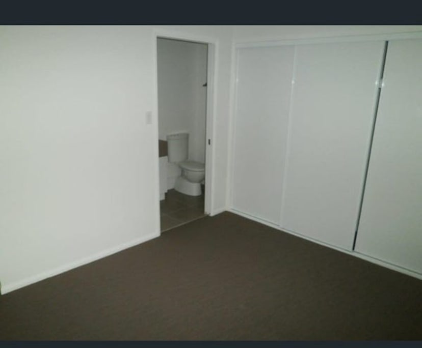 Room with ensuite in a flatshare