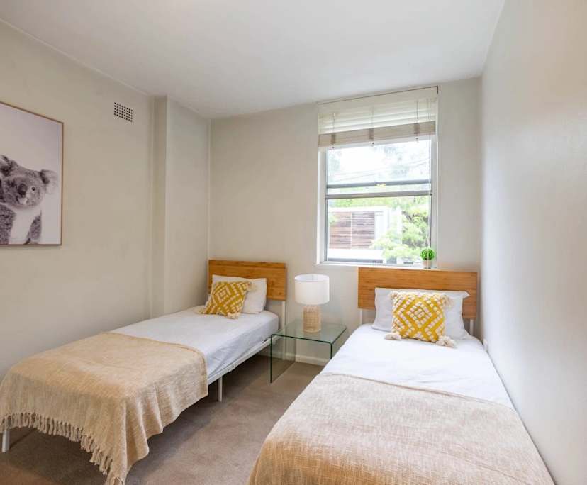 Whole property with 2 rooms for rent