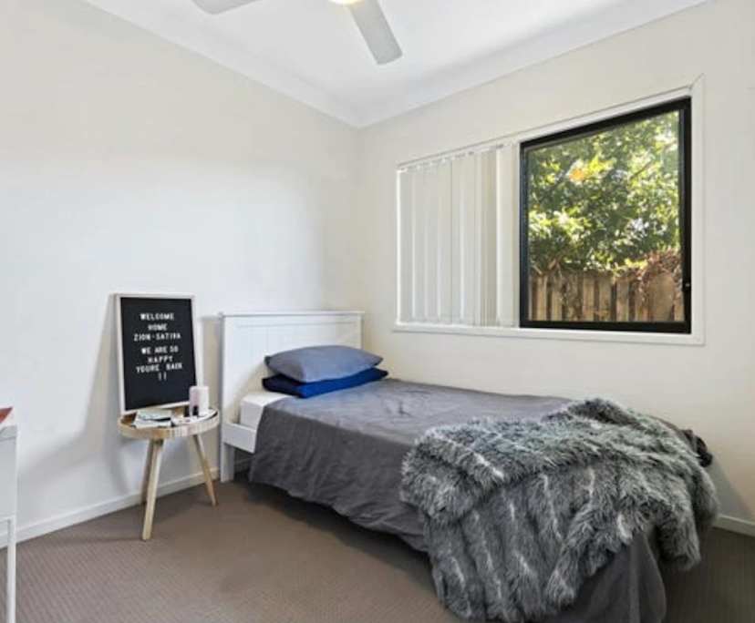 Unfurnished room in a share house