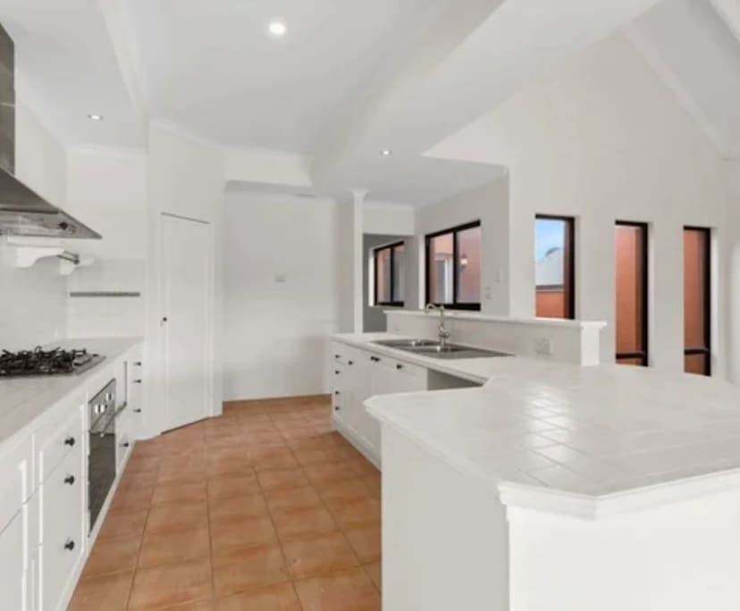 $400, Share-house, 3 bathrooms, Mindarie WA 6030