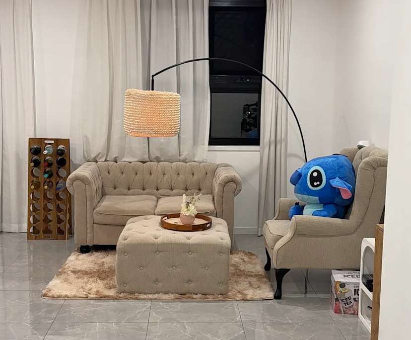 Unfurnished room in a share house