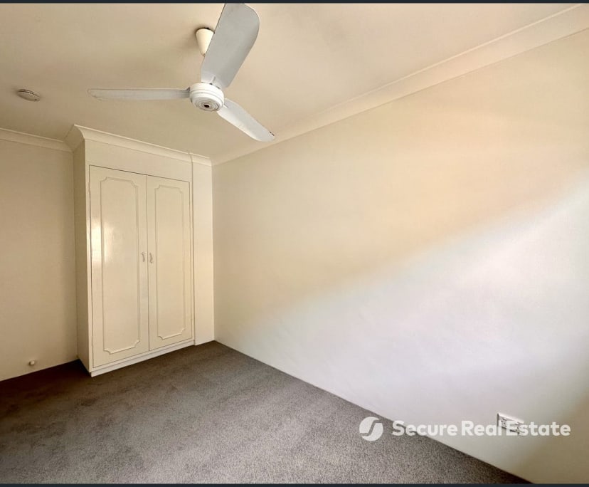 $320, Flatshare, 2 bathrooms, Indooroopilly QLD 4068