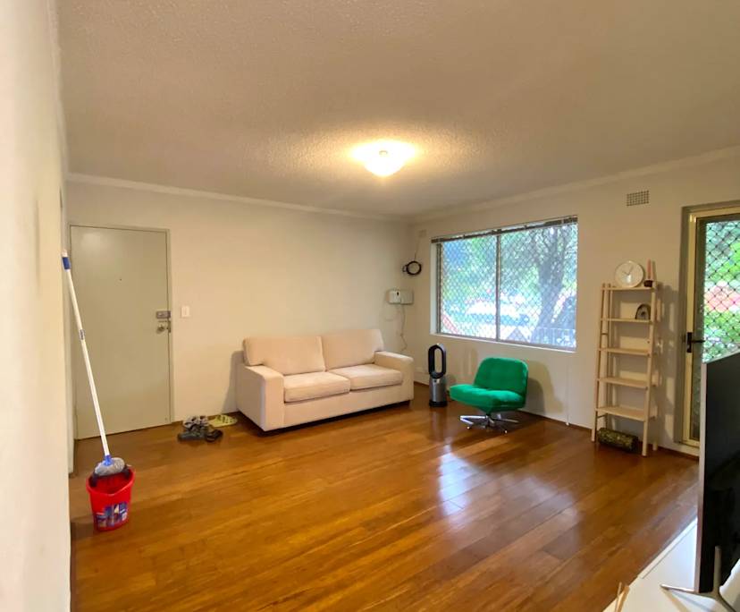 $300, Flatshare, 3 bathrooms, Campsie NSW 2194