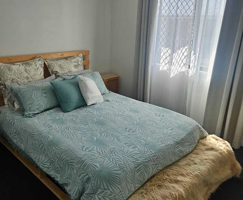 Furnished room with own bathroom