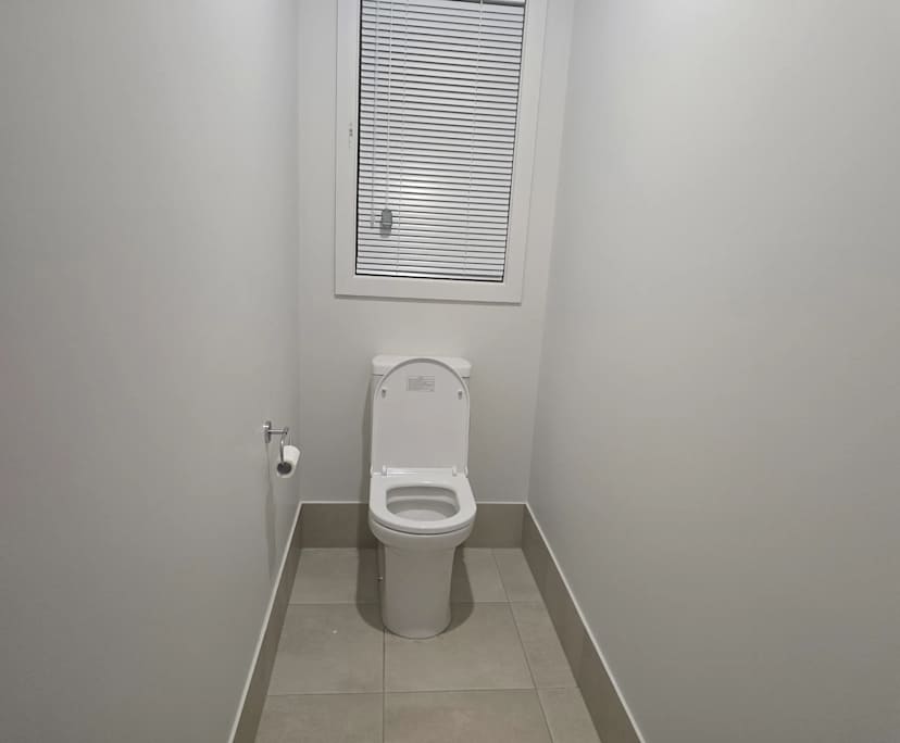 $250, Share-house, 4 bathrooms, Nikenbah QLD 4655