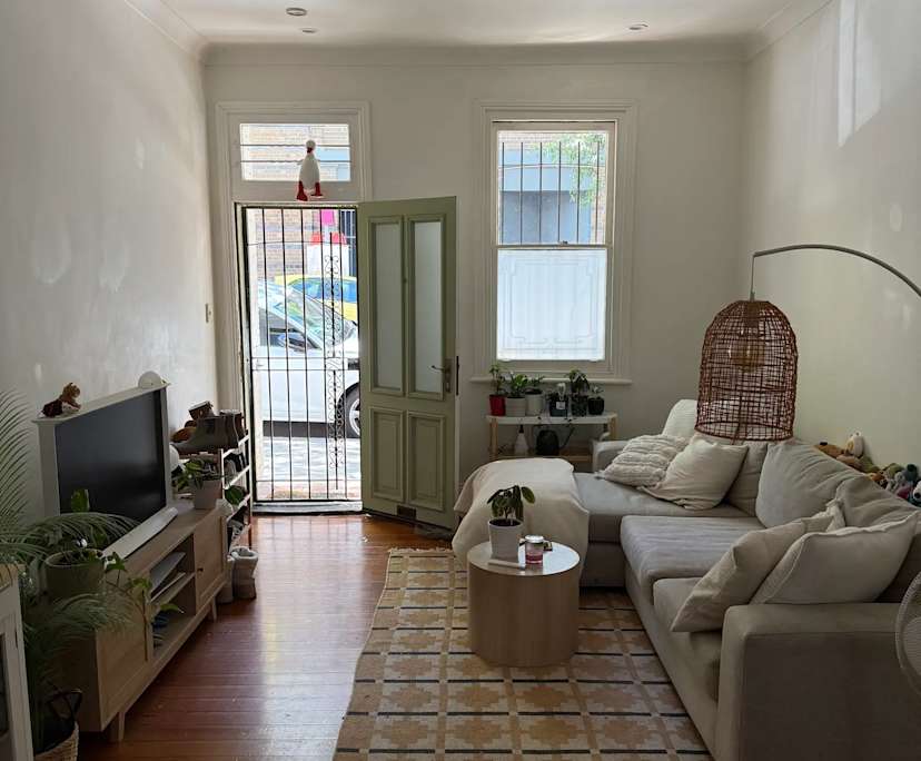 Unfurnished room in a share house