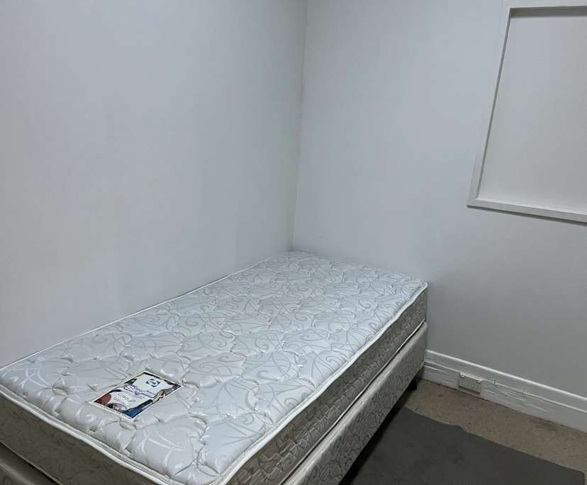 $1,050, Whole-property, 3 bathrooms, Darlington NSW 2008