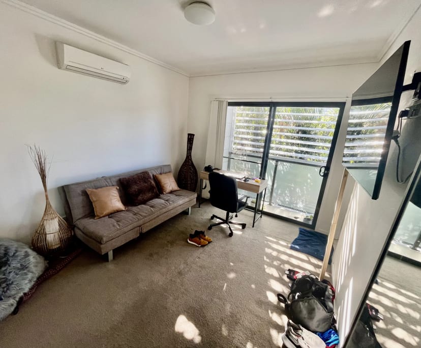 Room for Rent in Robina, Gold Coast 250, Furnishe...