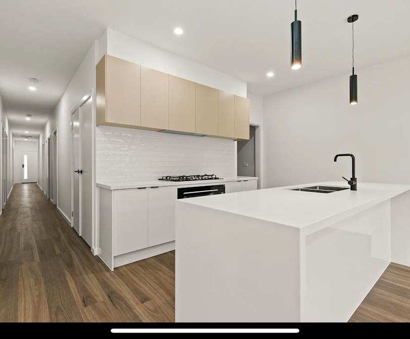 $250, Share-house, 4 bathrooms, Deanside VIC 3335