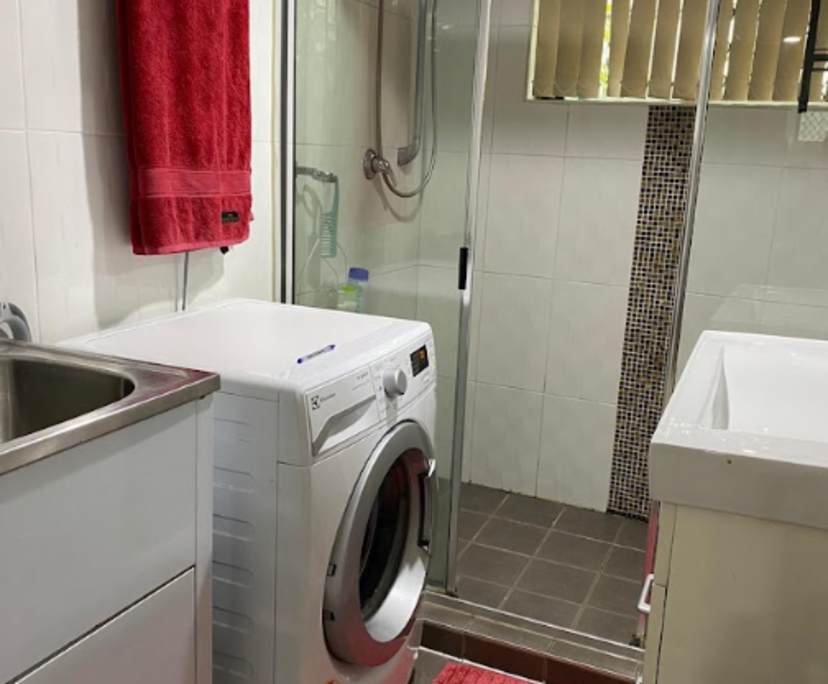 $250, Share-house, 3 bathrooms, Woolloongabba QLD 4102