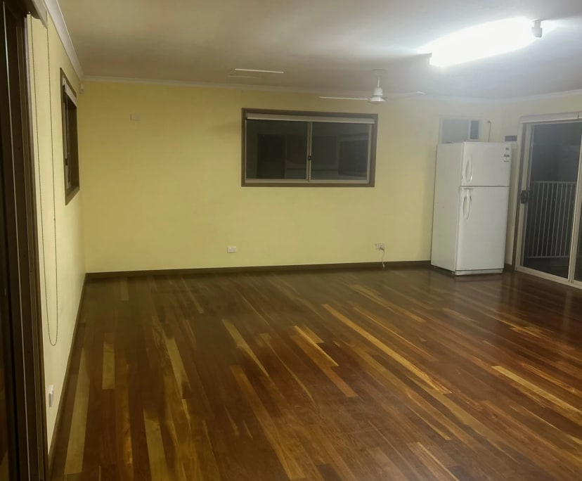 Granny Flat for Rent in Hunchy, Sunshine Coast 47...