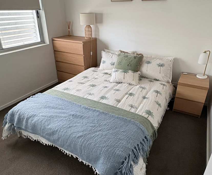 Furnished room with own bathroom