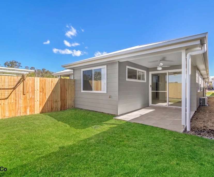 Whole property with 3 rooms for rent