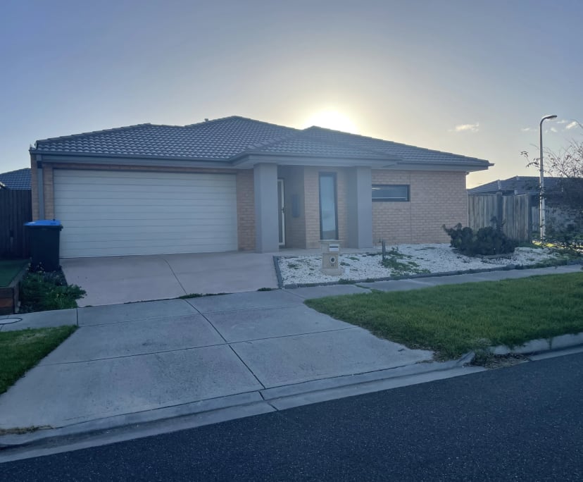 Room for Rent in Point Cook, Melbourne 139, Furni...