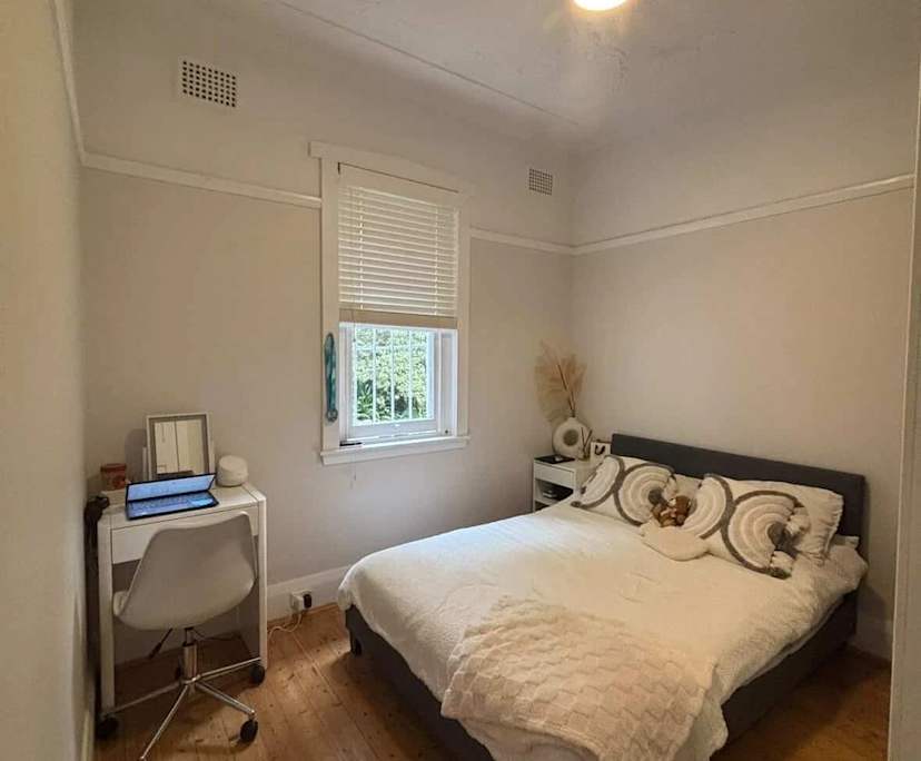 Unfurnished room in a share house