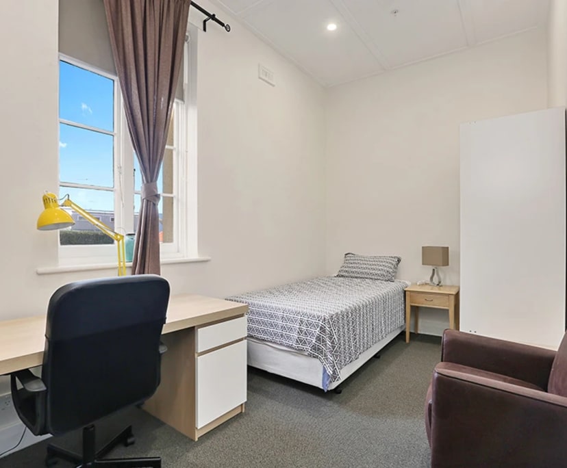 $285, Share-house, 6 bathrooms, Geelong VIC 3220