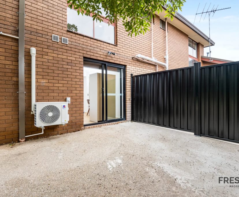 $330, Share-house, 6 bathrooms, Bell Post Hill VIC 3215