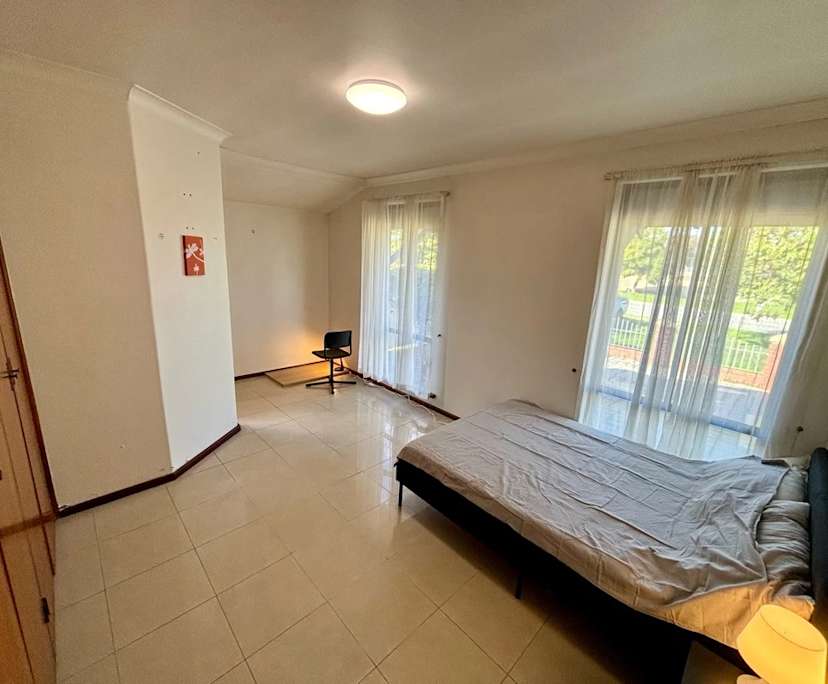 $395, Share-house, 4 bathrooms, East Cannington WA 6107