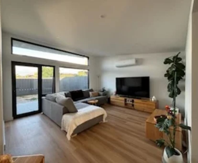 $350, Share-house, 3 bathrooms, Prospect Vale TAS 7250