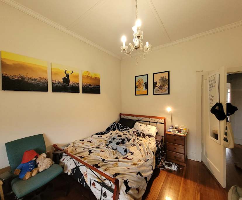 Unfurnished room in a share house