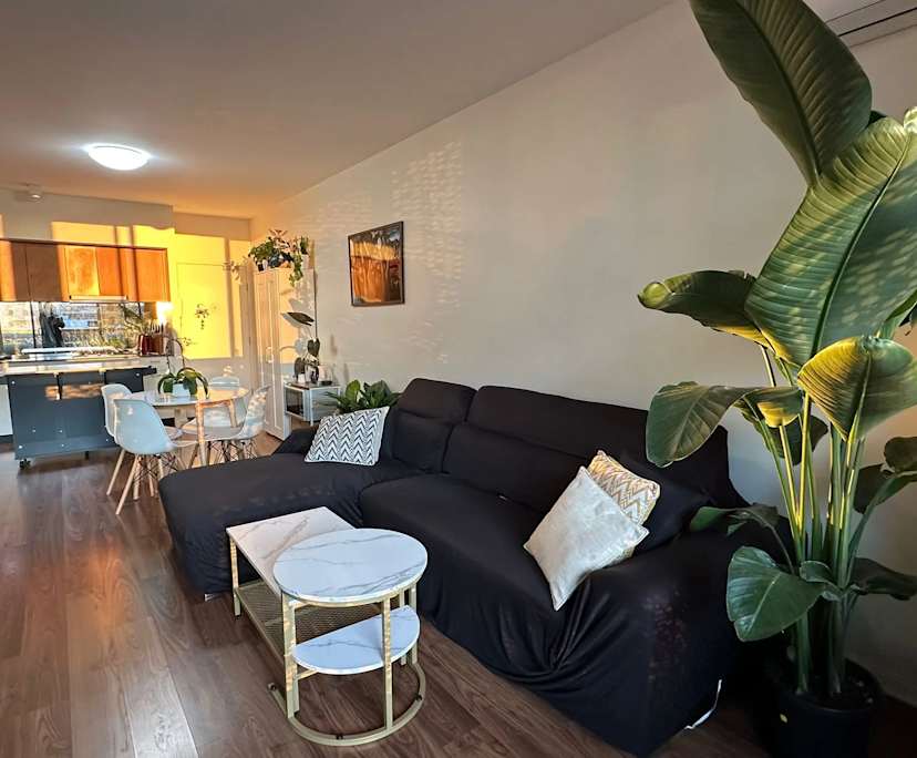 $450, Flatshare, 2 bathrooms, Zetland NSW 2017