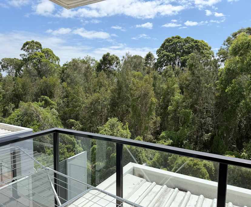 $350, Share-house, 3 bathrooms, Robina QLD 4226