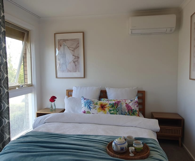 Room in a share house