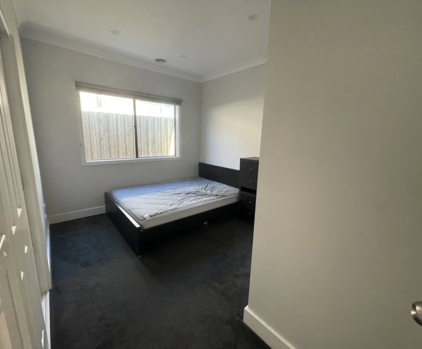 $250, Share-house, 3 bathrooms, Melton West VIC 3337