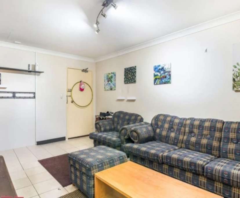 $250, Flatshare, 2 bathrooms, Ambarvale NSW 2560