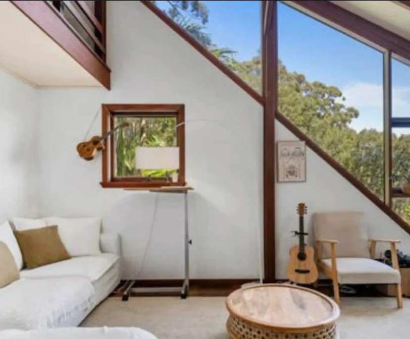 Room in a share house
