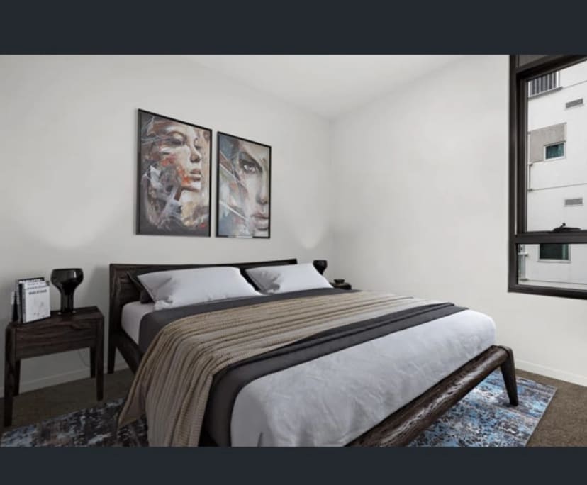 Unfurnished room with own bathroom