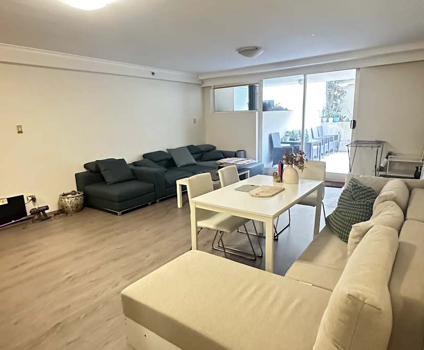 Furnished room with own bathroom