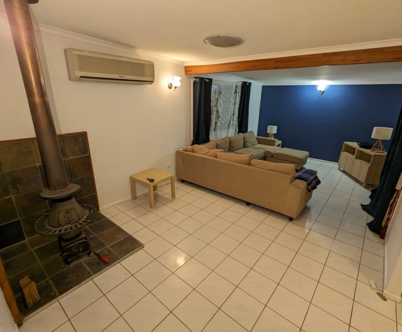 $200, Share-house, 3 bathrooms, Bellbird Park QLD 4300