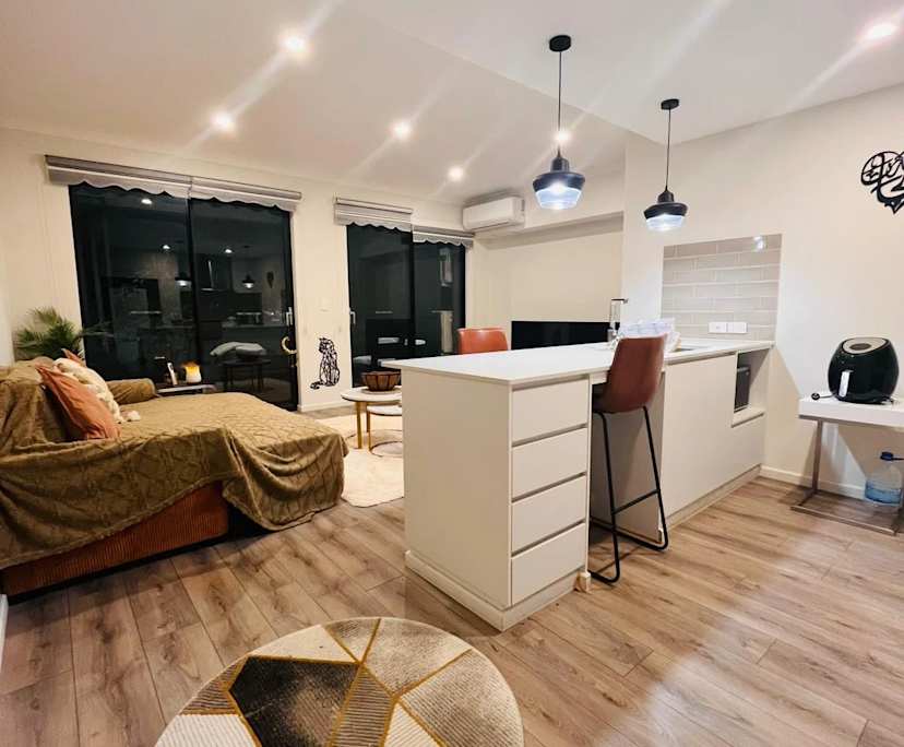 $330, Flatshare, 2 bathrooms, East Victoria Park WA 6101