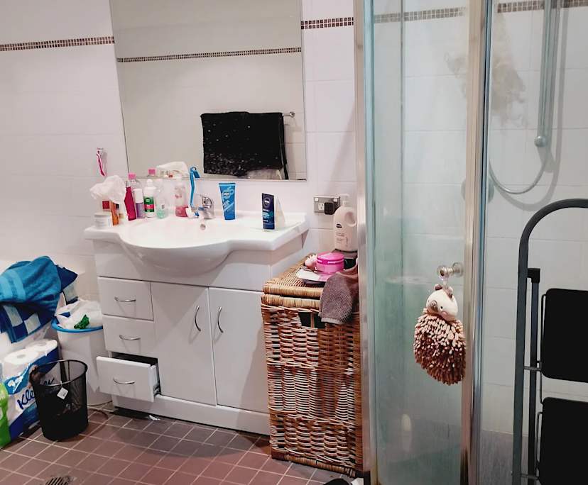 $300, Flatshare, 2 bathrooms, Wollongong NSW 2500