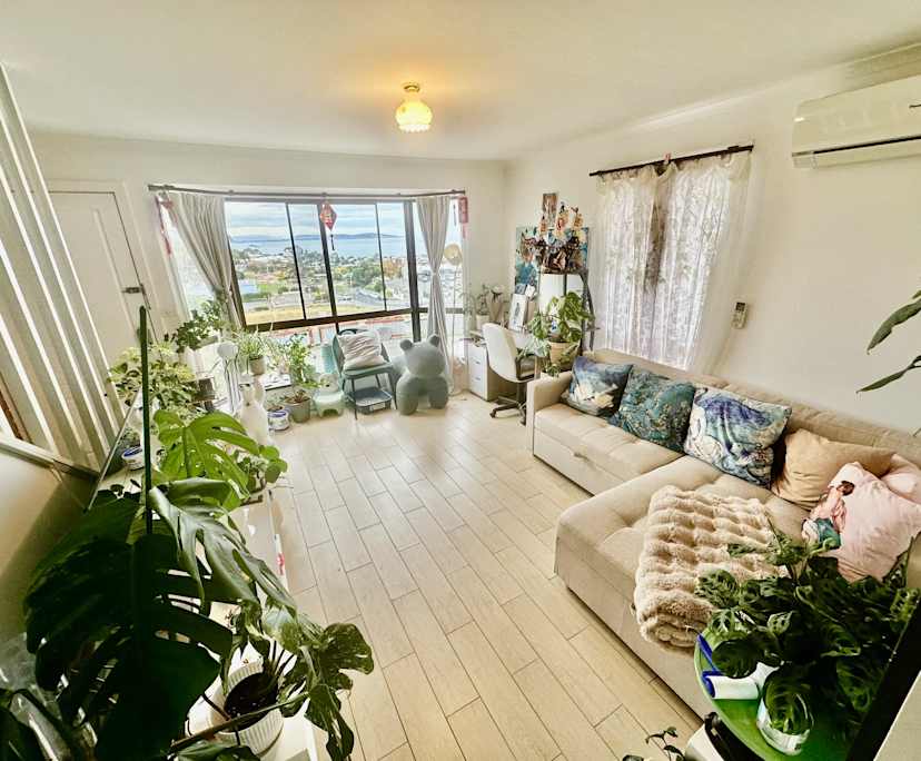Furnished room with own bathroom