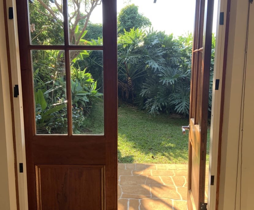 Unfurnished room studio flat for rent